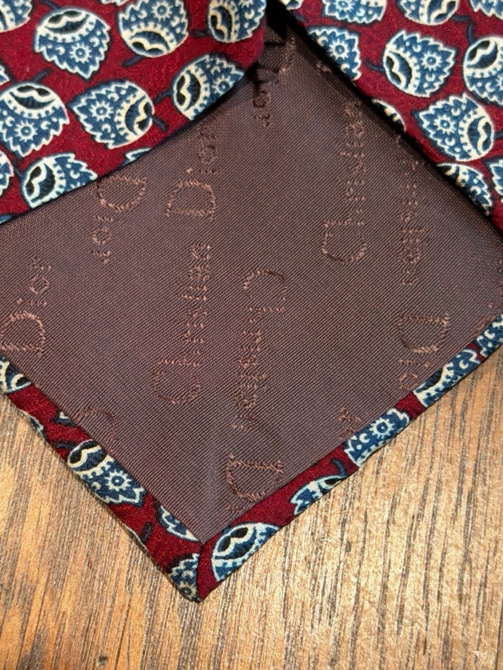 Vintage Christian Dior Monsieur Silk Tie 🍷 - Picture 6 of 6